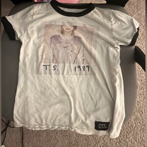 Taylor Swift 1989 World Tour Original T-shirt